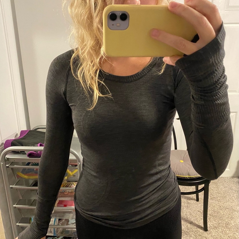 Lululemon Longsleeve size 2